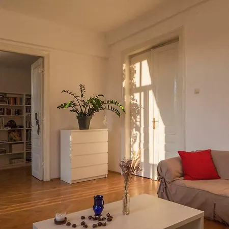 Central Cismigiu Garden Apartment